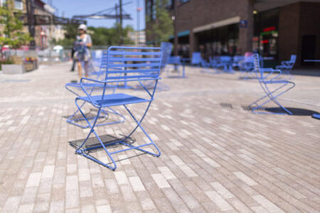 gratisography-blue-patio-chair-600x400 gratisography-blue-patio-chair-600x400